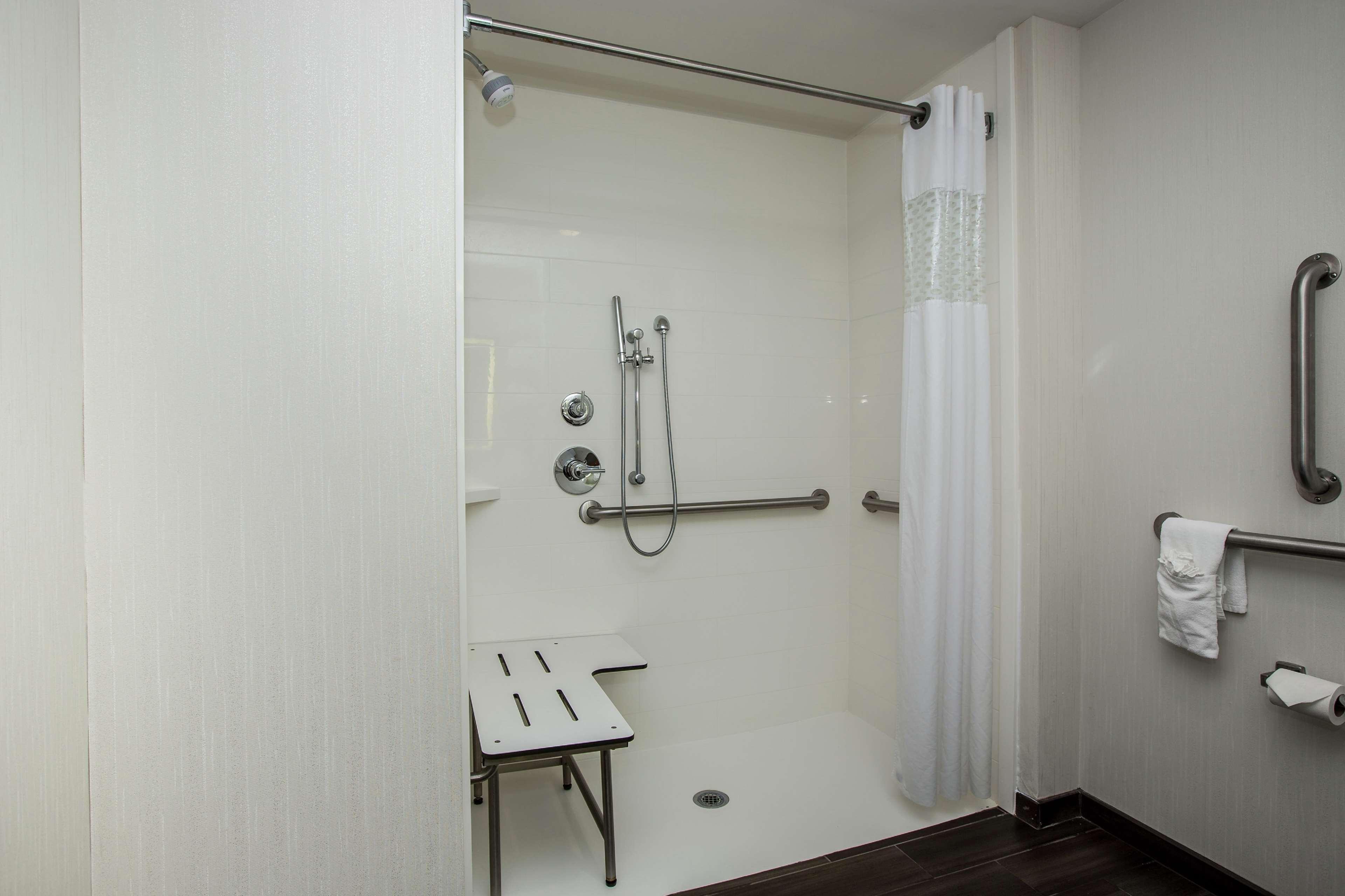 Hampton Inn & Suites - Knoxville Papermill Drive, Tn Екстериор снимка